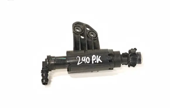 Hyundai Tucson TL Headlight washer spray nozzle