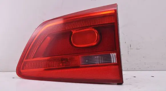Volkswagen Touran I Rear/tail lights 2TZ01046902 1T0945094