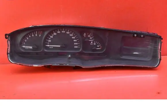 Speedometer (instrument cluster)