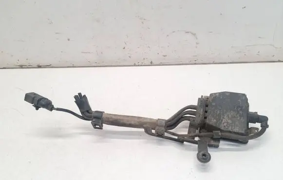 Volkswagen Touran I Vacuum valve 03G131051 05439