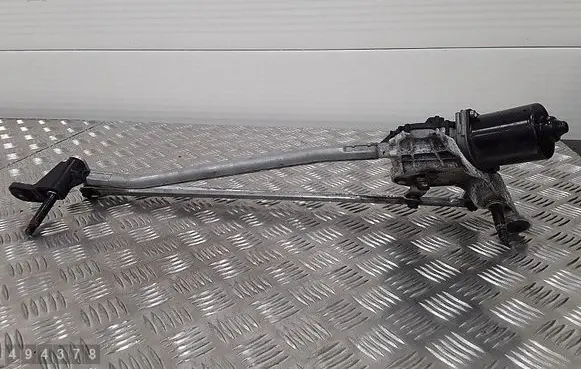 Front wiper linkage