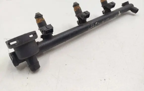 Renault Laguna I Fuel main line pipe 7700112519
