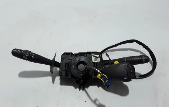 Dacia Duster Wiper turn signal indicator stalk/switch