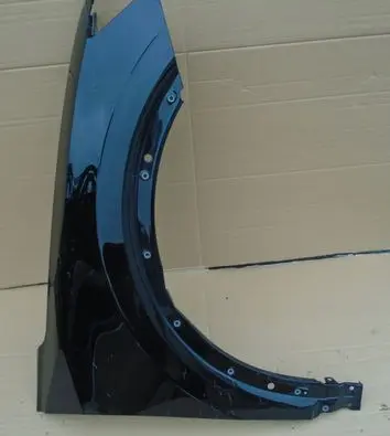 Audi Q2 - Fender 81A821470
