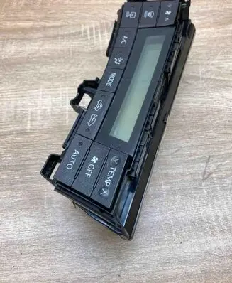 Toyota Prius (XW30) Climate control unit 75D725