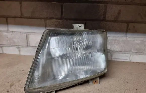 Mercedes-Benz Vito Viano W638 Front seat light