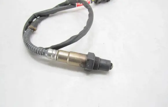 Volkswagen Golf V Lambda probe sensor 03G906262A 0281004042