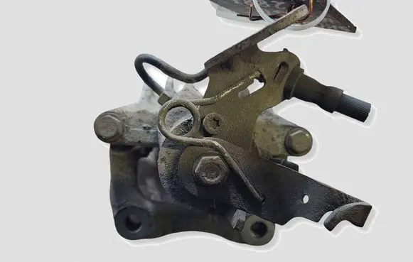 Skoda Yeti (5L) Rear brake caliper
