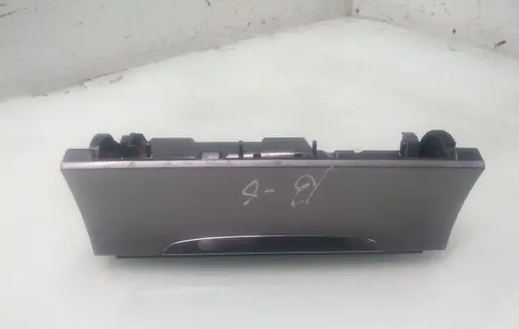 Volkswagen PASSAT B6 Car ashtray 3C0863284A