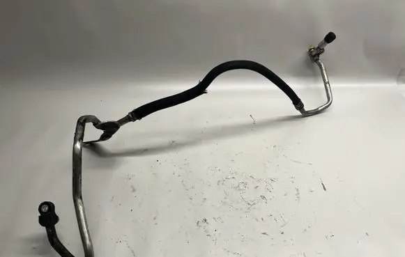 BMW 5 GT F07 Turbo air intake inlet pipe/hose 0001