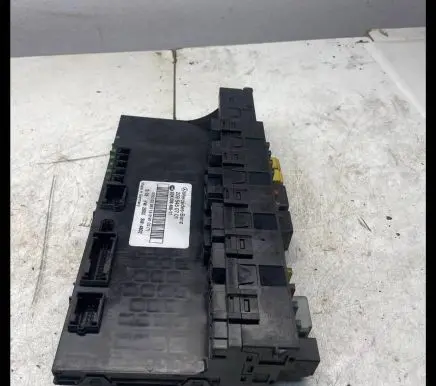 Mercedes-Benz E W211 Comfort/convenience module 2095450701 5DK00848611