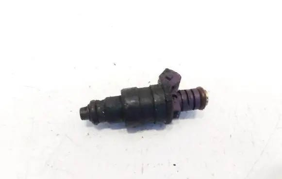Volvo S40, V40 Fuel injector 9125118