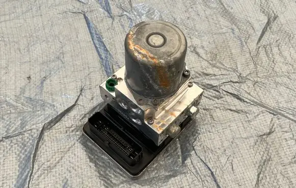 Mercedes-Benz GLE W167 ABS Pump A1679005614 A010Y674