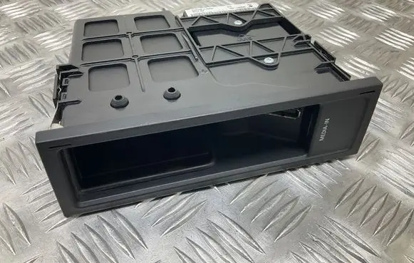 Volkswagen Scirocco Head unit multimedia control 5N0035342A 5N0035341A
