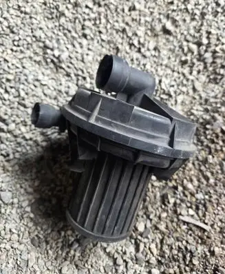 Volkswagen PASSAT B5.5 Secondary air pump 612279004957