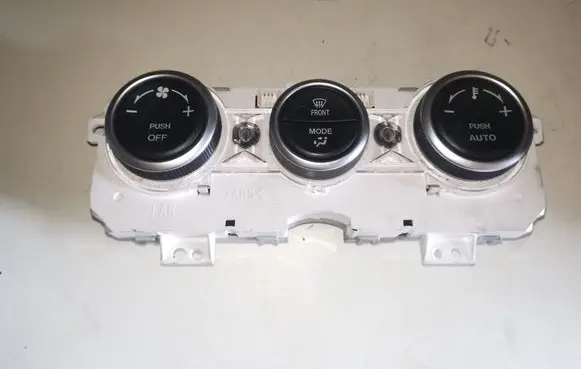 Mazda 6 Climate control unit TD05E6A