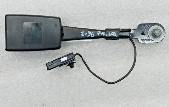 Opel Zafira C Front seatbelt buckle 13383727 13383731