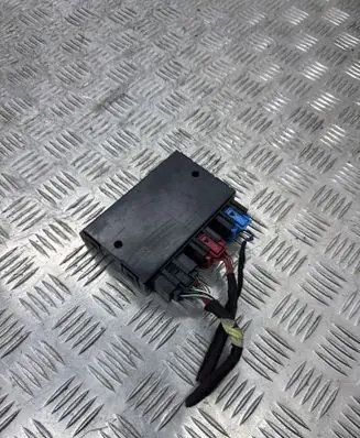 Audi A6 S6 C7 4G Tow bar trailer control unit/module 4G8907383 5DS01015921