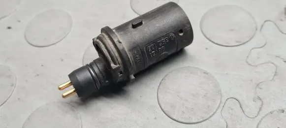 BMW 7 E38 Parking PDC sensor 8352137
