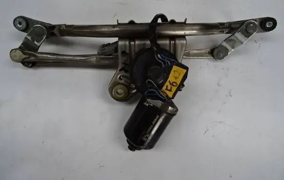 Maserati GranTurismo Front wiper linkage and motor 1592007630
