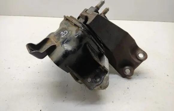 KIA Optima Engine mount bracket 21830C1070