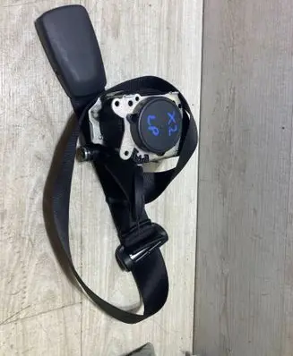 BMW X2 F39 Front seatbelt 7441659
