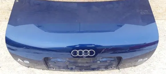 Tailgate/trunk/boot lid