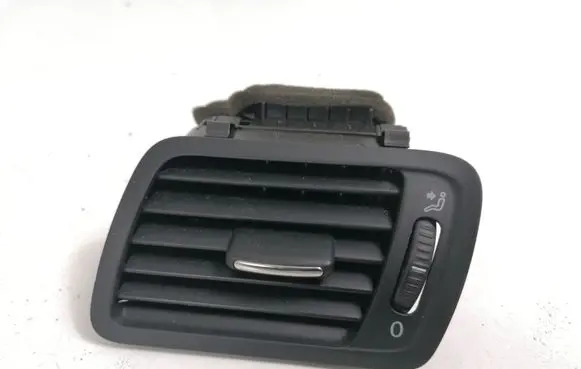 Volkswagen PASSAT B6 Dashboard side air vent grill/cover trim 3C1819701E
