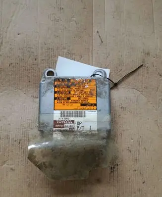 Toyota Avensis Verso Airbag control unit/module 8917044040