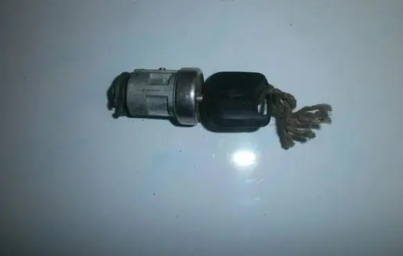 Ford Mondeo MK II Ignition lock d07ka