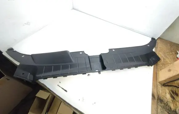 Audi Q5 SQ5 Top upper radiator support slam panel 8R0807081
