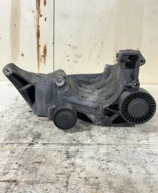 BMW 5 F10 F11 Generator/alternator bracket 7802639 11167802639