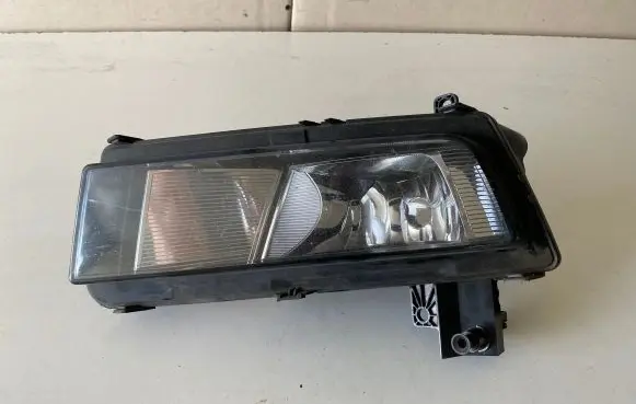 Volkswagen Touran III Front fog light 5TA941661 10461 10461010000