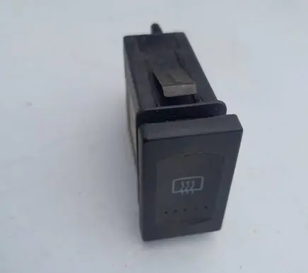 Volkswagen PASSAT B5 Windscreen/window heater switch 3B0959621C