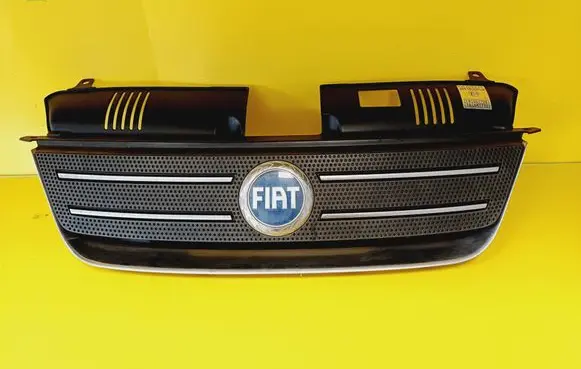 Fiat Idea Front grill 735357980