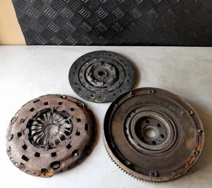 Ford Mondeo Mk III Clutch set kit 3S716477MA