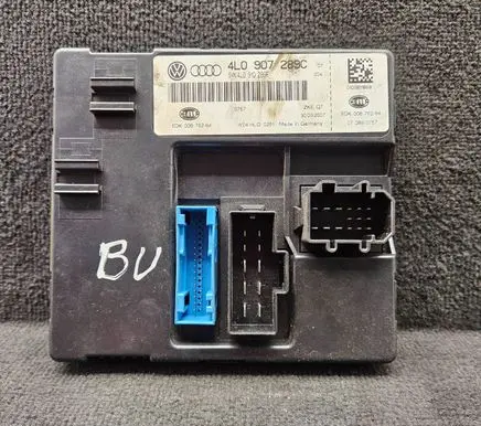 Audi Q7 4L Comfort/convenience module 4L0907289C 4L0910289F