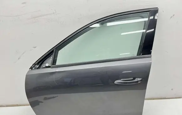 Opel Astra L Front door MMAUTKO23095