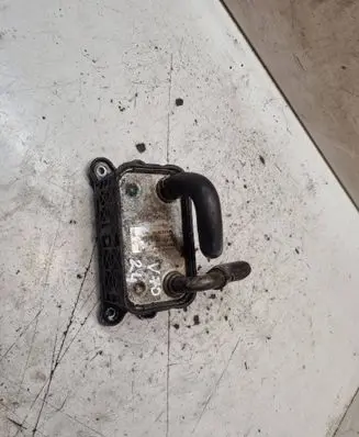 Engine oil radiator