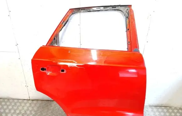 Audi Q3 8U Rear door