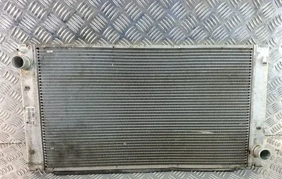 Mini One - Cooper Clubman R55 Coolant radiator 2751275