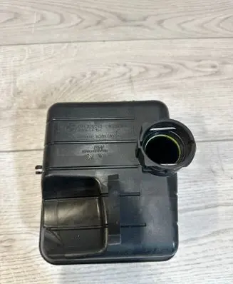 BMW X3 F25 Intake resonator 8512249 PA6GF15 14389710