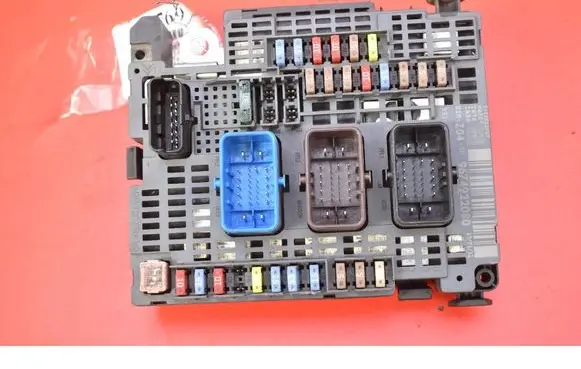 Peugeot 508 RXH Fuse box set 9674922080