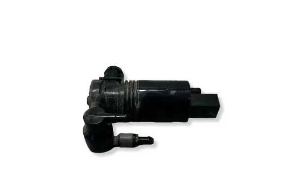 Volvo XC40 Windscreen/windshield washer pump 32237970