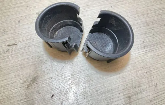 Land Rover Discovery 4 - LR4 Cup holder PWW500070XXX