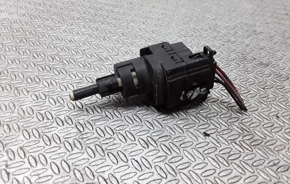 Skoda Fabia Mk1 (6Y) Brake pedal sensor switch 6Q0945511
