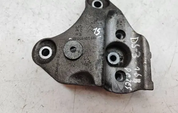 Citroen DS3 Gearbox mounting bracket 9684812280