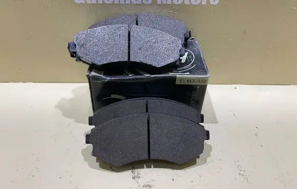 Hyundai Lantra I Brake pads (front) 90R-011007