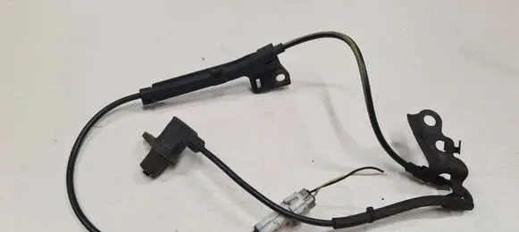 Toyota Avensis T250 ABS brake wheel speed sensor 8954202040