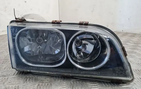 Volvo S40, V40 Headlight/headlamp